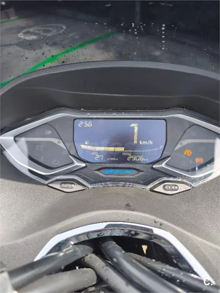 Honda PCX 125 – Vista 3