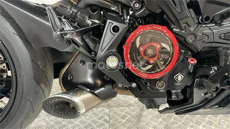Ducati XDiavel – Vista 10