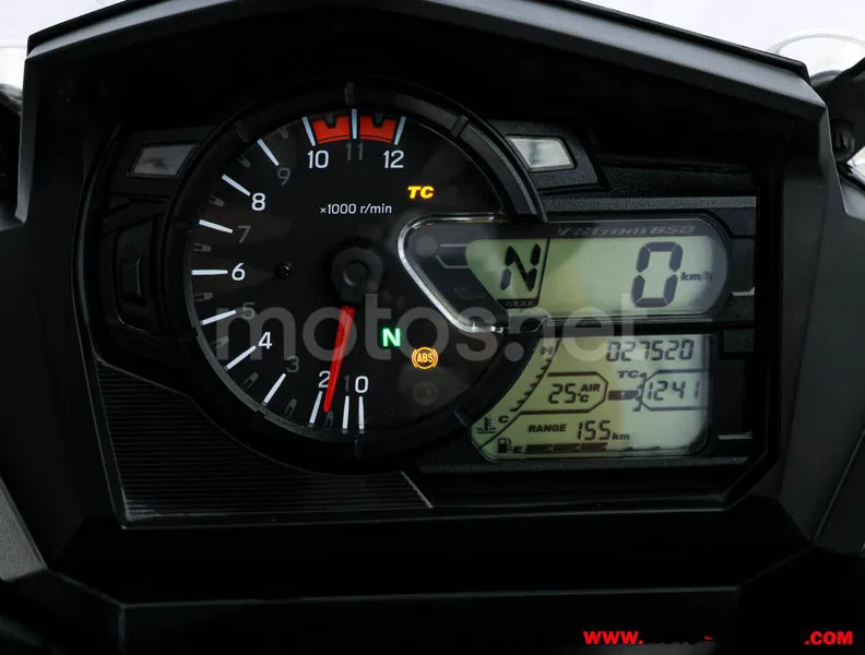 Suzuki V-Strom 650 XT – Vista 6
