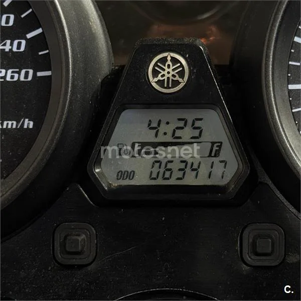 Yamaha XJR 1300 – Vista 14