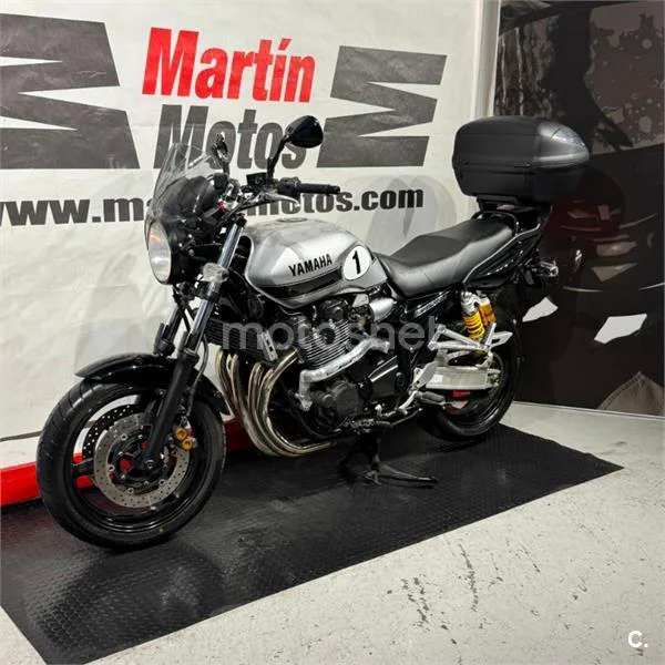 Yamaha XJR 1300 – Vista 7