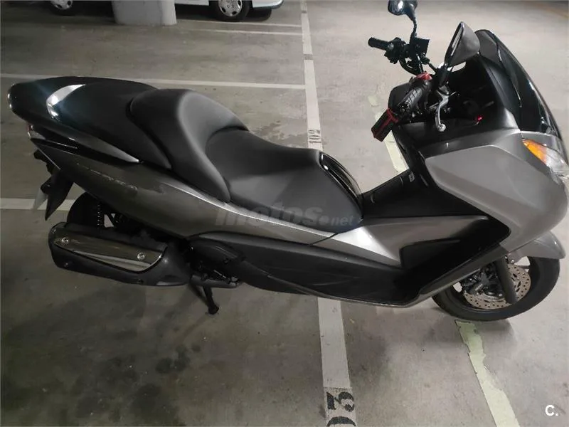 Honda NSS 300 Forza – Vista 3