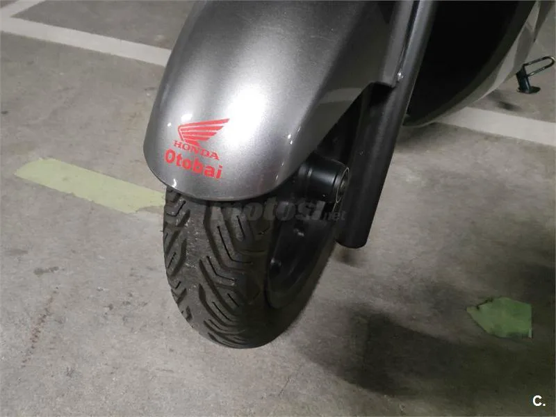 Honda NSS 300 Forza – Vista 5