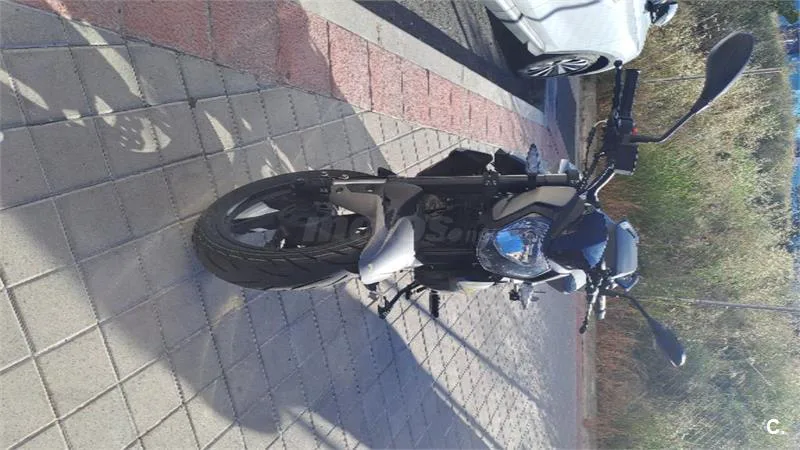 Benelli BN 125 – Vista 3