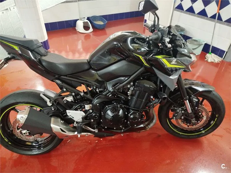 Kawasaki Z900 – Vista 3