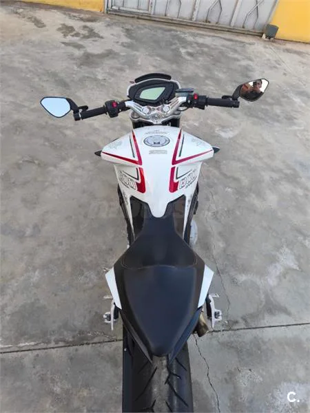 MV Agusta Brutale 800 – Vista 5