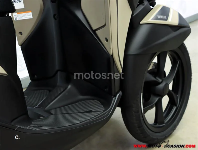 Yamaha Tricity 125 – Vista 5