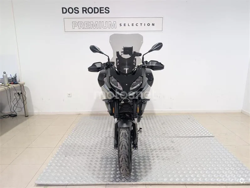 BMW F 900 XR – Vista 3