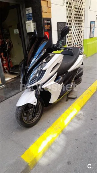 Kymco K-XCT 125i – Vista 6