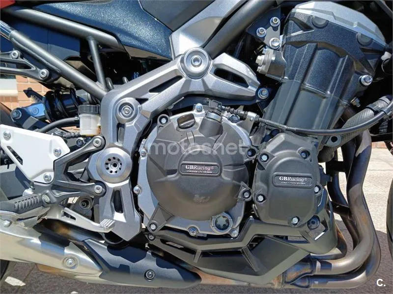 Kawasaki Z900 – Vista 4
