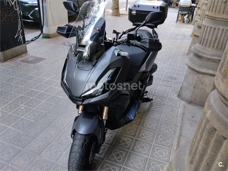 Honda ADV 350 – Vista 14