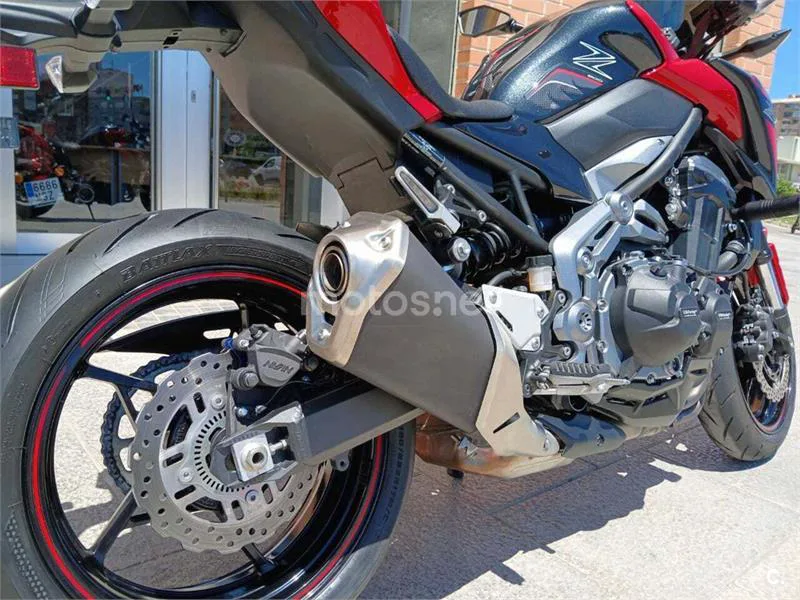 Kawasaki Z900 – Vista 6