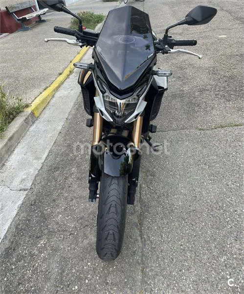 Honda CB 500 F – Vista 3