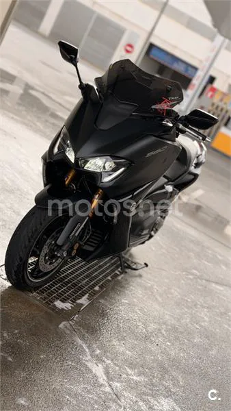 Yamaha TMAX 560 – Vista 5
