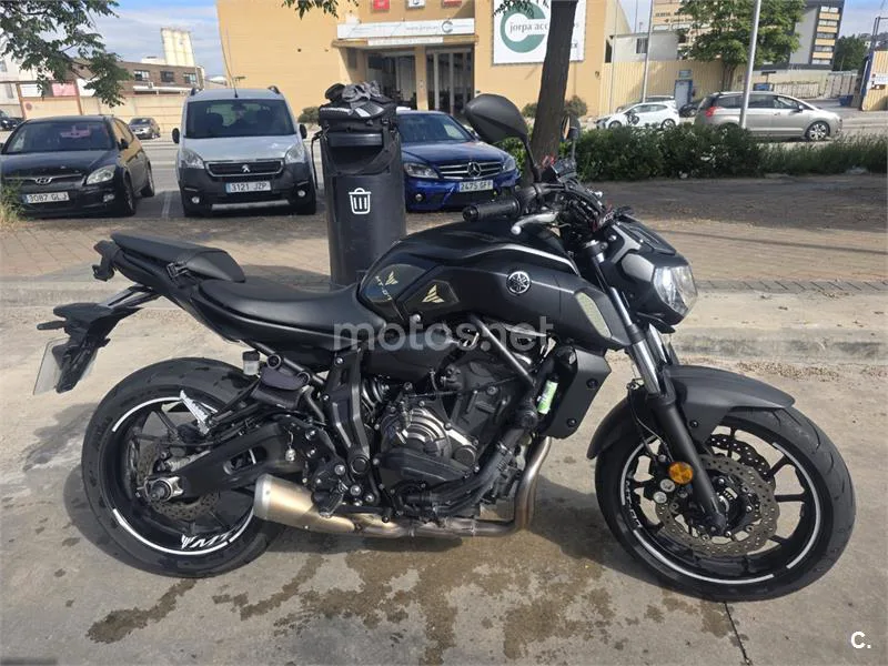 Yamaha MT-07 – Vista 3