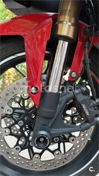 Honda CBR 650 R – Vista 12