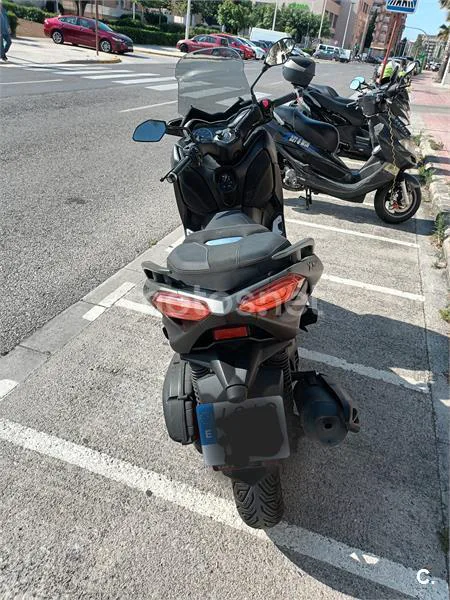 Yamaha XMAX 125 – Vista 3
