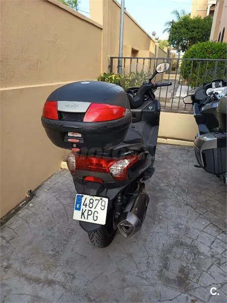 Kymco Grand Dink 300 – Vista 2