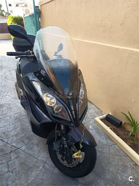 Kymco Grand Dink 300 – Vista 4