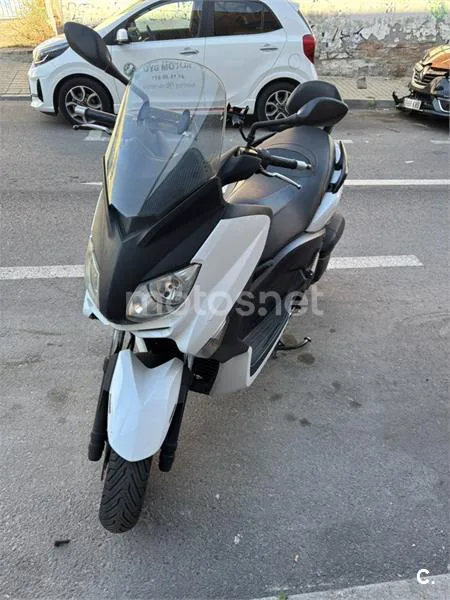 Yamaha XMAX 125 – Vista 5