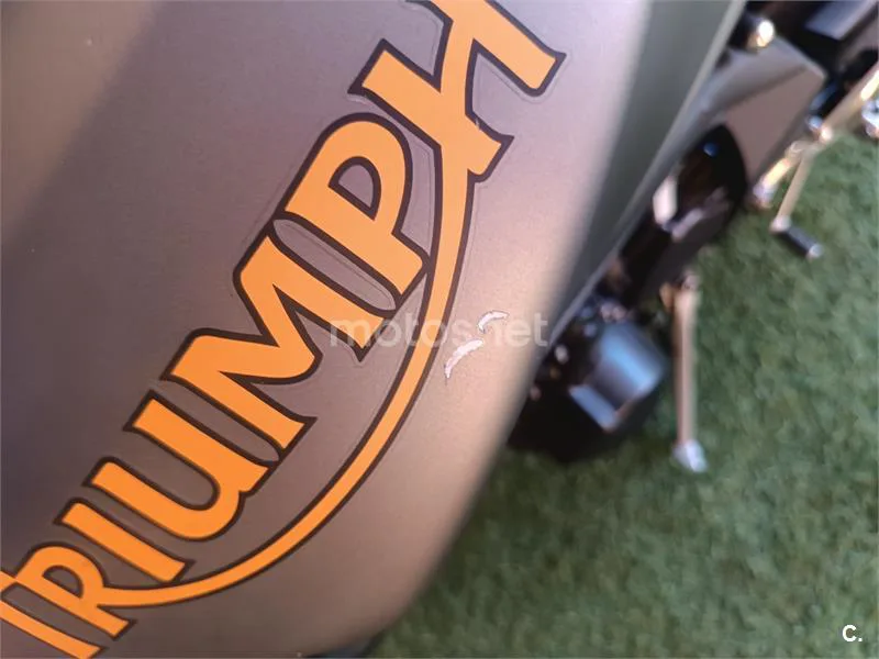 Triumph Street Triple – Vista 6