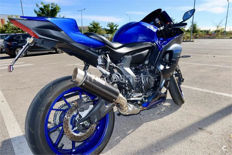Yamaha R7 – Vista 3