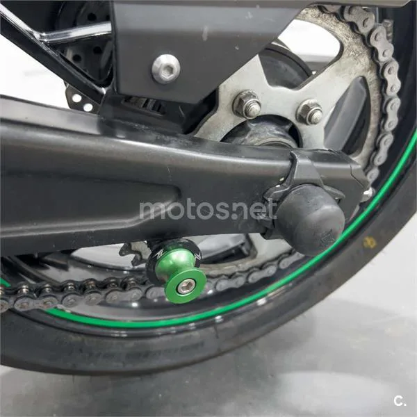 Kawasaki Z650 – Vista 15