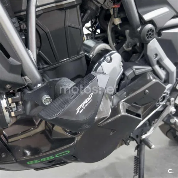 Kawasaki Z650 – Vista 28