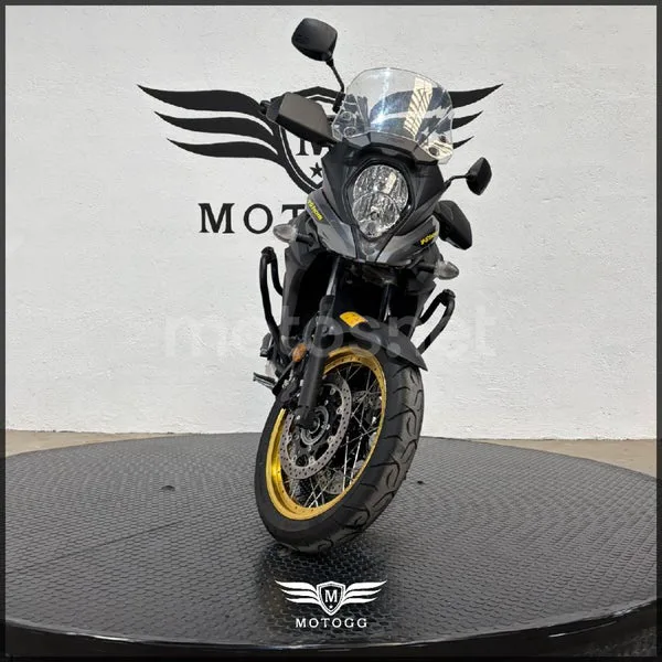 Suzuki V-Strom 650 XT – Vista 4
