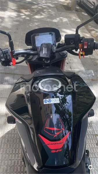 Honda CB 750 Four – Vista 8