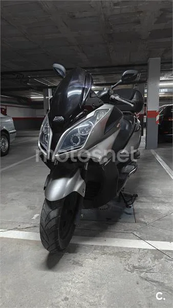 Kymco Super Dink 125 – Vista 2