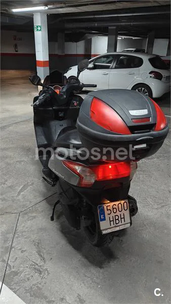 Kymco Super Dink 125 – Vista 15