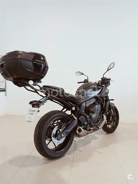 Yamaha MT-07 – Vista 5