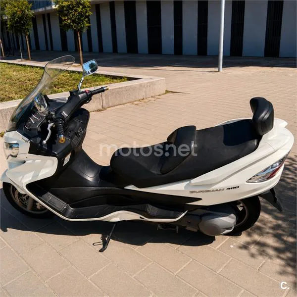 Suzuki Burgman 400 – Vista 4