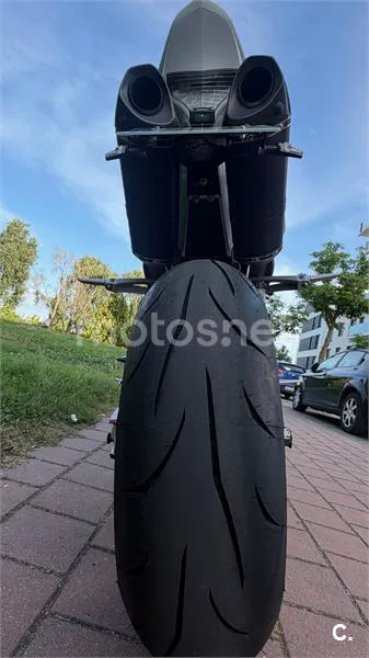 Yamaha R1 – Vista 5