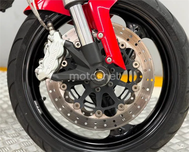 Ducati Monster 696 – Vista 11