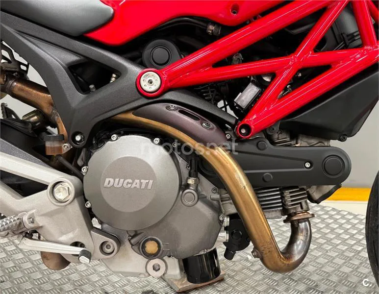 Ducati Monster 696 – Vista 6