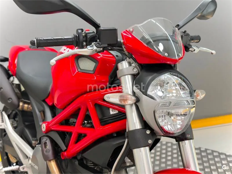 Ducati Monster 696 – Vista 8