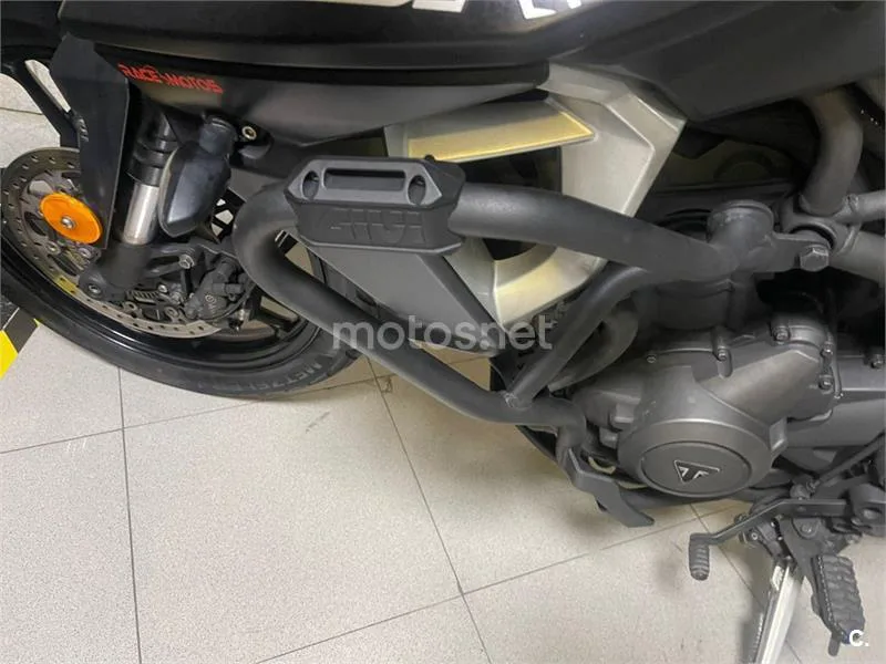 Triumph Tiger 800 XR – Vista 5
