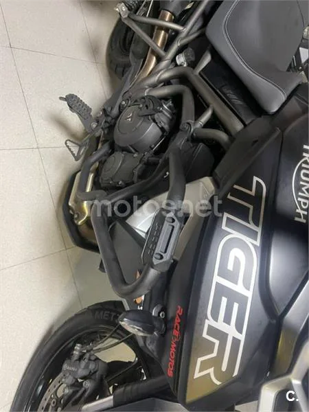 Triumph Tiger 800 XR – Vista 6