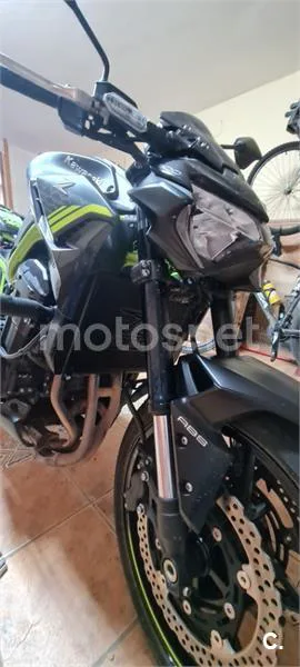 Kawasaki Z900 – Vista 3