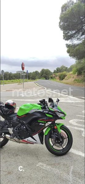 Kawasaki Ninja 650 – Vista 3