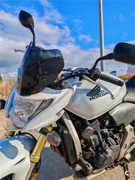 Honda CB 600 F Hornet – Vista 4