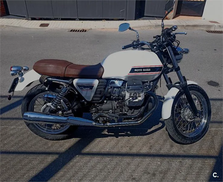 Moto Guzzi V7 Café Classic – Vista 2