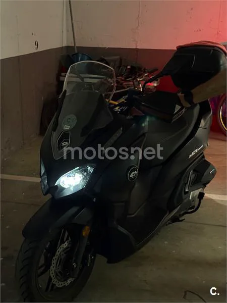 QJ Motor MTX 125 – Vista 21