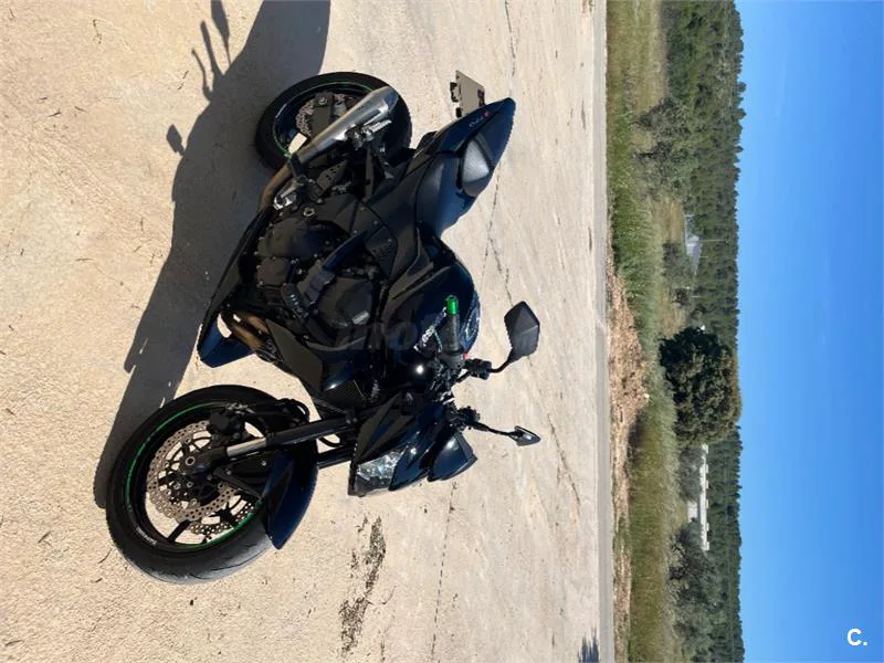 Kawasaki Z750 – Vista 2