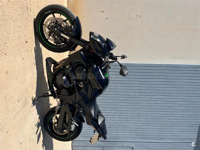 Kawasaki Z750 – Vista 4