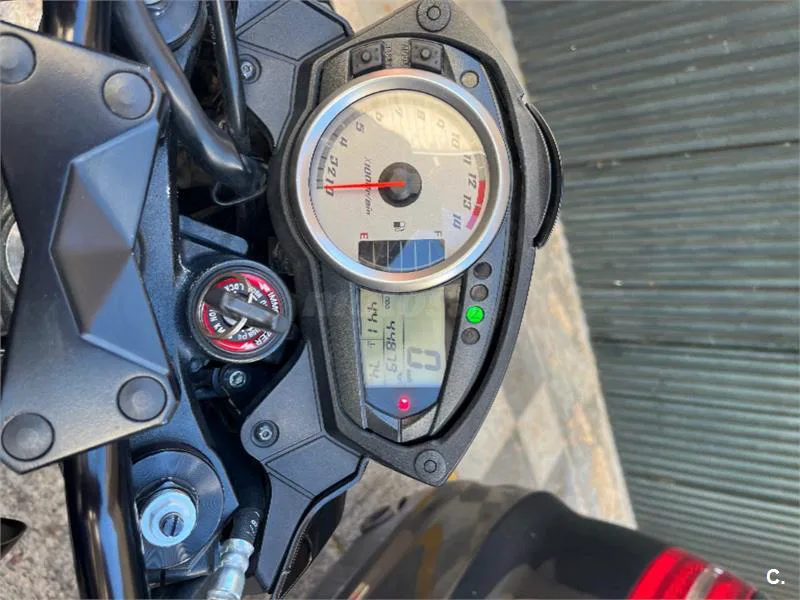 Kawasaki Z750 – Vista 5
