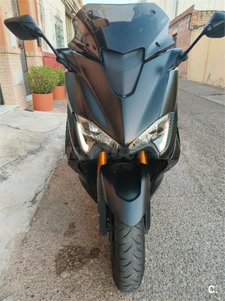 Yamaha TMAX 530 – Vista 3