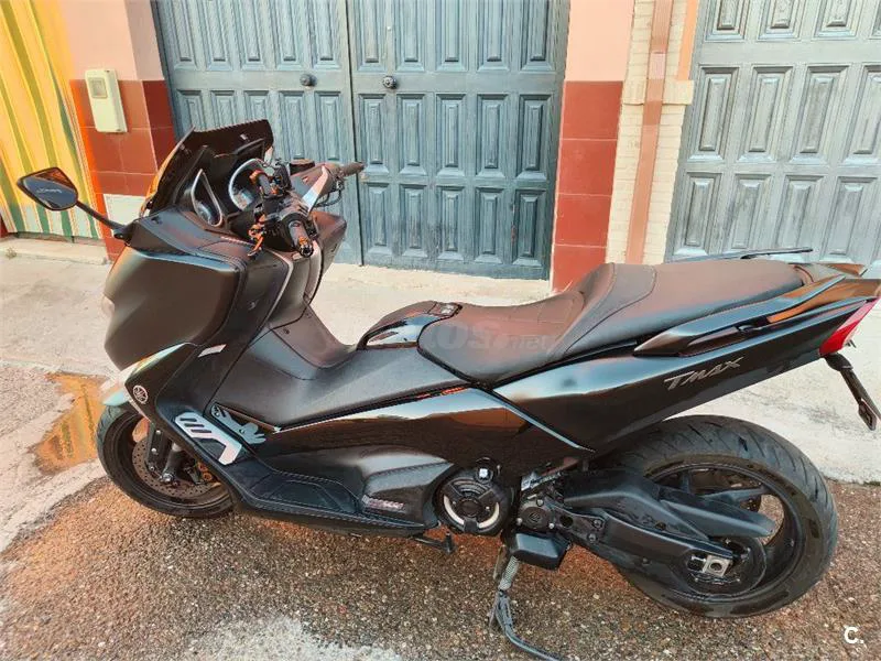 Yamaha TMAX 530 – Vista 8